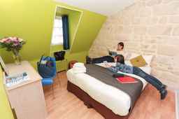 Le Montclair Montmartre by River - Hostel, Rp 1.231.475