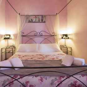 Primary image 1 Ridolfi Guest House, Signa Hotels