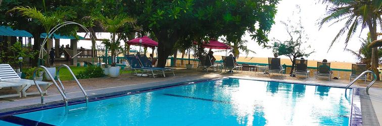 อื่นๆ Topaz Beach Hotel