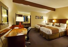 Khác 3 Olympic Inn & Suites