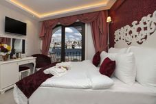 Others Dream Bosphorus Hotel