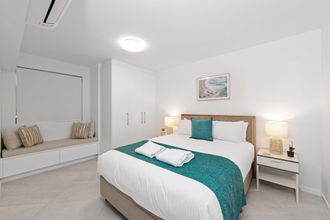 其他 4 Alexandria Apartments