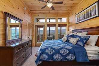 Others 4 Panoramic Perfection - 5 Bedrooms, 5.5 Baths, Sleeps 14 5 Cabin by Redawning