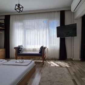 Room 1 社交之家, 土耳其浴 酒店