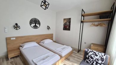 Others 4 Social House