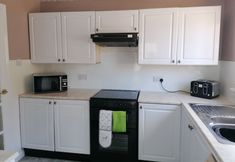 その他 3 Beautiful Three Bedroom Seaside Retreat