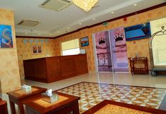 기타 7 Royal Hotel
