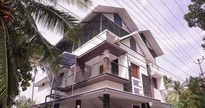 Lainnya Beautiful 2-bed Apartment in Ernakulam