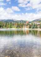 Imej utama Perfectly Placed 2 Bedroom Vacation Rental in Historic Downtown Breckenridge With Access to Hot Tub and Pool
