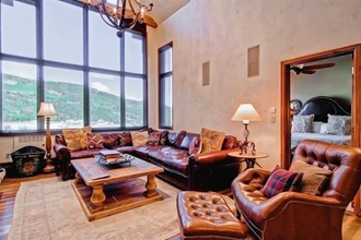 Khác 4 Luxury 3 Bedroom Ski in, Ski out Mountain Vacation Rental at the Base of the Highlands Chairlift With Pool and Hot Tub Access