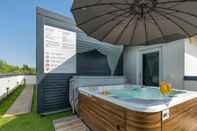 Others Rooftop Home With Whirlpool & Sauna