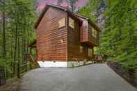 Others Whitetail Cabin 2 Bedroom Cabin by Redawning