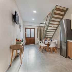 Primary image 1 갤러리 아트 빌라, 미트로폴레오스 광장 호텔