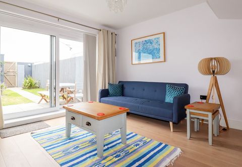 Others 6 Ocean Heights