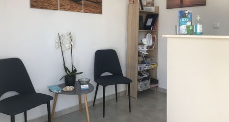 อื่นๆ 2 sea view apts & suites by pachiplex