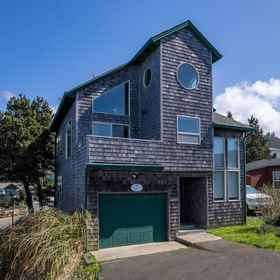 ภาพหลัก1Serenity Rising,Roads End State Recreation Site飯店