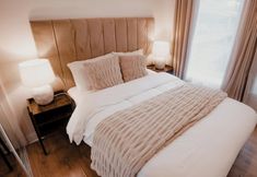 Lainnya 3 Royal Chambers