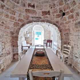 ห้องพัก 1 Antico Trullo Ristrutturato con Piscina e Giardino, Cisternino Villas