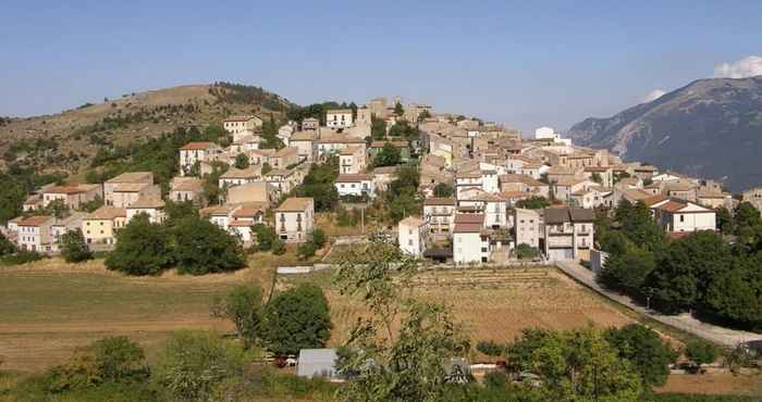 Others Cosy Stone House in San Benedetto, Abruzzo, Italy