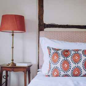 Room 1 アルブリーのドラモンド, シェア ホテル