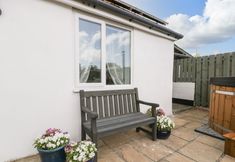 Others 4 Thornhills Cottage