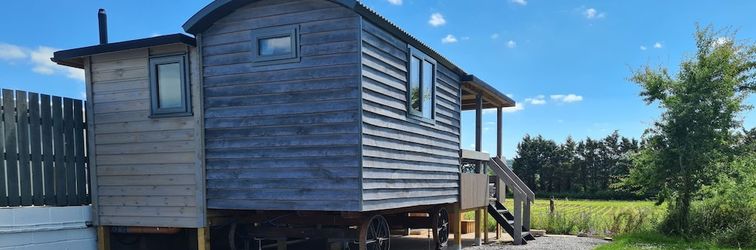 Others Thornhills Lodge