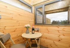 Others 2 Thornhills Lodge