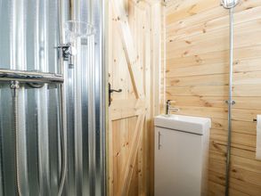 Others 4 Thornhills Lodge