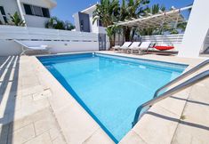 Others 7 Private Pool Villa Next to the Beach