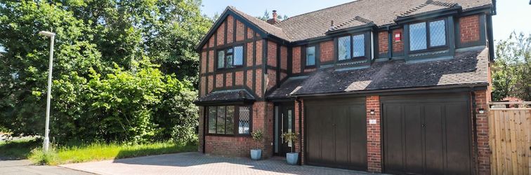 อื่นๆ 1 Charlotte Close