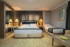 Others Sever Suites Hotel