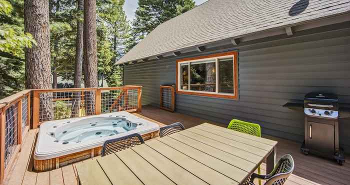 Others Serene Tahoe Cabin