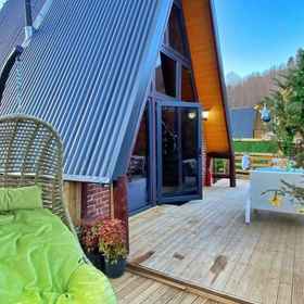 ภาพหลัก1Cozy Bungalow w Jacuzzi Pool in Sapanca,萨卡里亚公寓