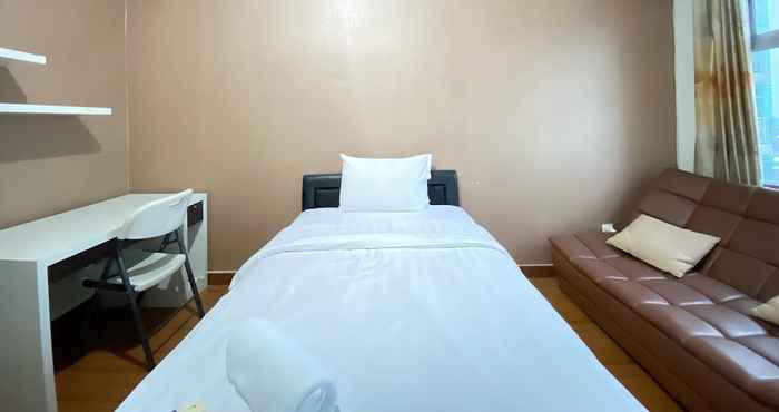 Others Cozy Studio Apartment with Great View at Oxford Jatinangor