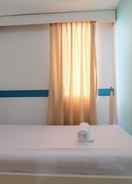 Room Great Location And Comfort 3Br At Bassura City Apartment