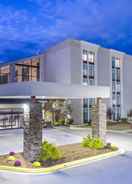 Imej utama Candlewood Suites Roanoke Airport, an IHG Hotel