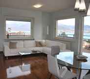 Others 7 Terrace Lake View apt in Stresa With Lake View