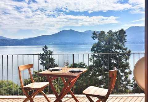 Others Gioia Apartment With Lake View and Pool