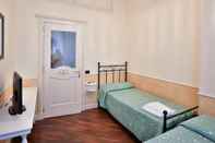Others Room in the Heart of Salerno - 4060