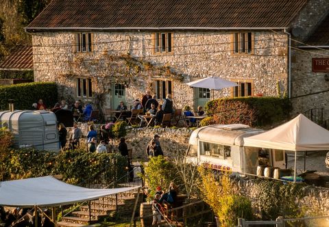 Others The Cotley Inn