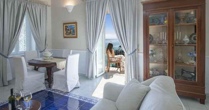 Lainnya Amore Rentals - Villa Lauro With Heated Jacuzzi Sea View and Gym