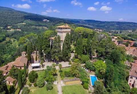 อื่นๆ Rocca di Cetona - a Medieval Castle