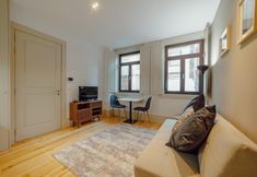 Others 5 Legacy Oporto Design Apartment A by Vacationy