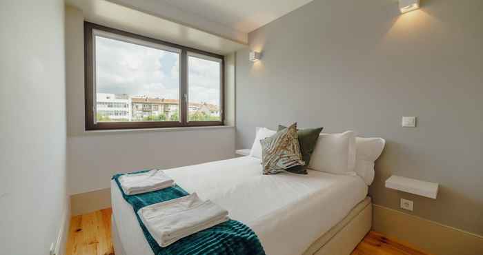 Lainnya Legacy Oporto Design Apartment E