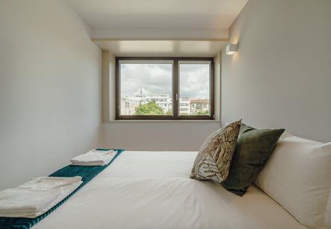 Others Legacy Oporto Design Apartment E by Vacationy