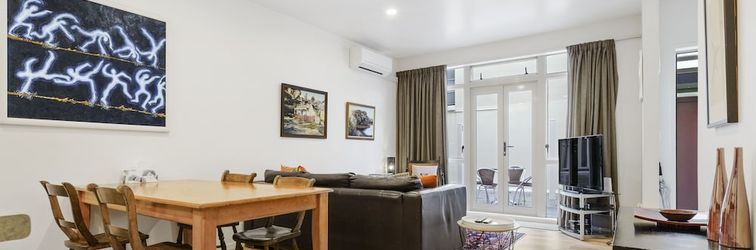 其他 CBD Spacious 3 Storey Terrace House