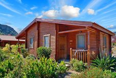 Lainnya HAYITBÜKÜ AHŞAPEVLERİ