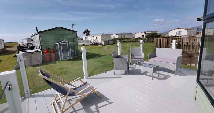 Others Sea and Mountain View Sunbeach Holiday Snowdonia