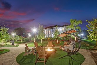 Others 4 Lavish 8 Br Estate with Pool & Courts