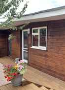 Primary image Charming Chalet in Stoke Fleming - Sleep 3